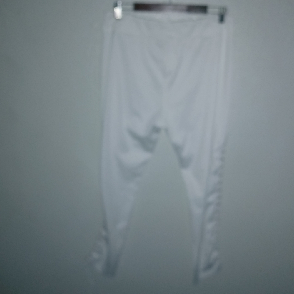 Beautiful 2X Side Laced White Pants - Picture 5 of 7